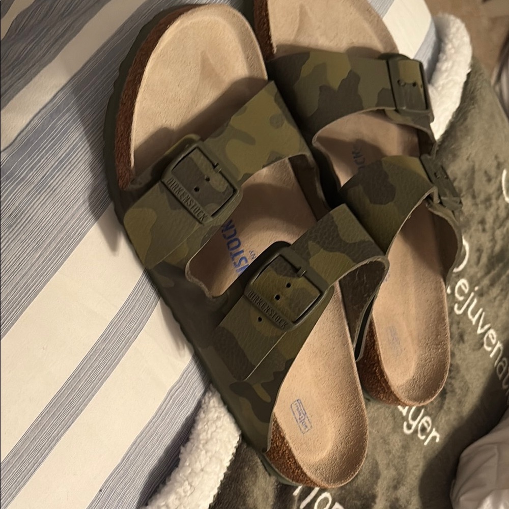 Birkenstock Green Sandals with Adjustable Straps and Contoured Footbed
